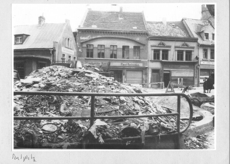 Zerstörungen Saalplatz 6