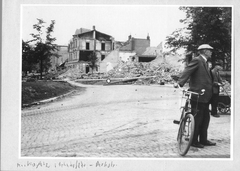 Umfeld Bahnhofstraße 2 (Ecke Martinstraße)